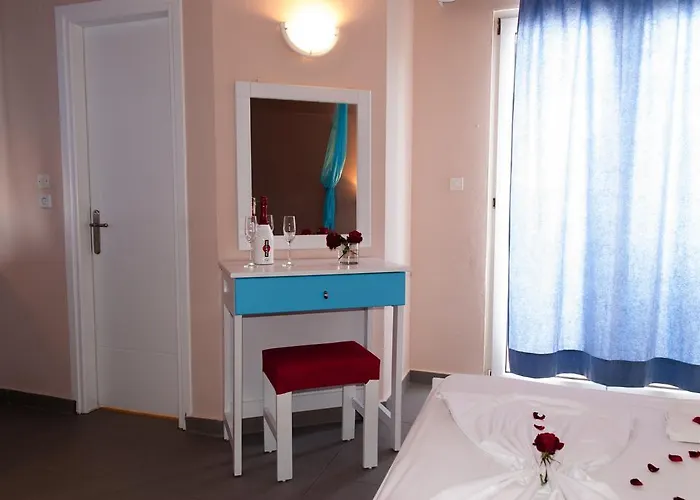 Napoleon Apartahotel