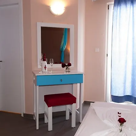 Napoleon Lägenhetshotell