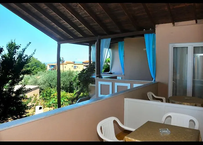 Ξενοδοχείο με διαμερίσματα Napoleon Σκάλα Σωτήρος